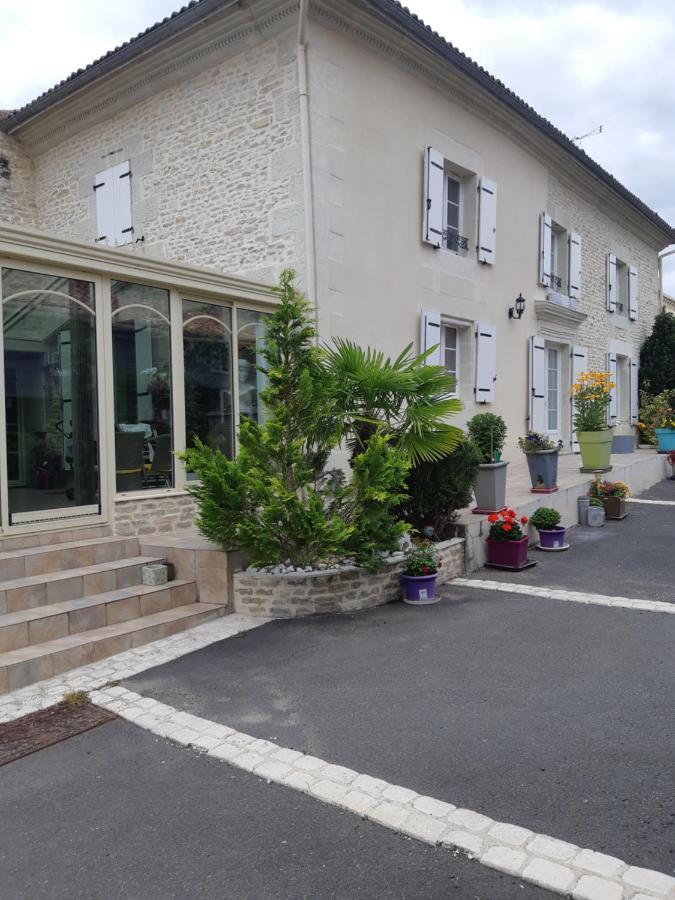 Les Orchidees Chambre Hotes Futuroscope Chasseneuil Poitiers Jaunay-Clan Exterior photo